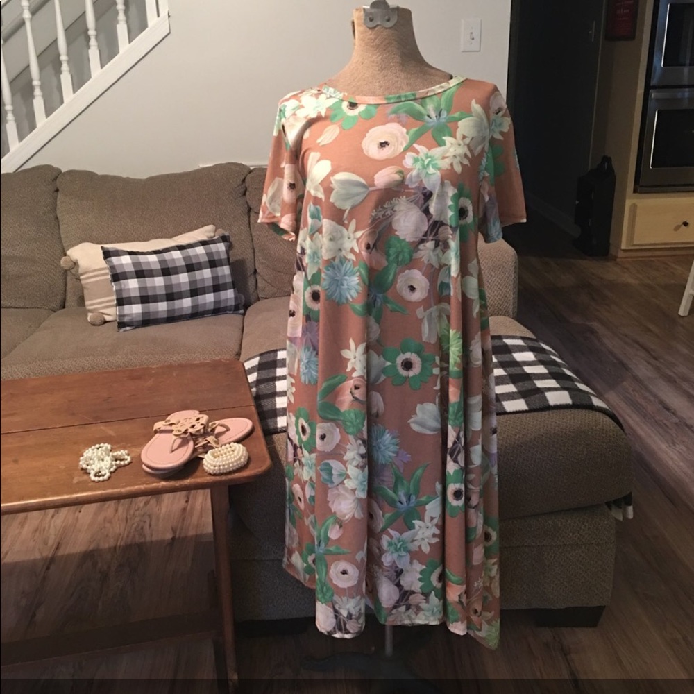 Sold♥️Lularoe size med worn once